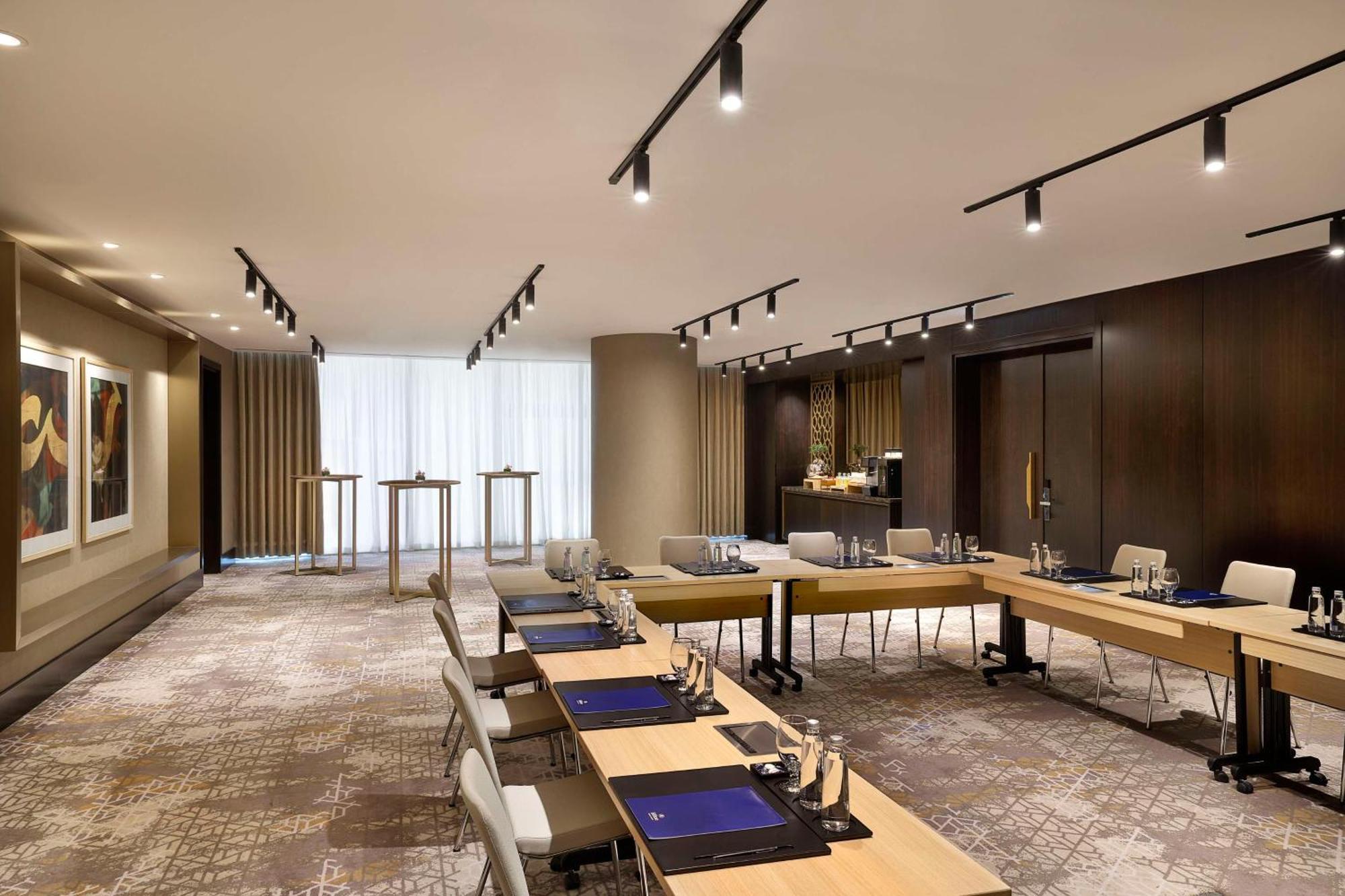 Hilton Riyadh Olaya Екстер'єр фото